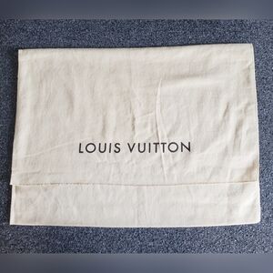 EUC Authentic Small Louis Vuitton Cotton Flannel Envelope Dust/Storage Bag